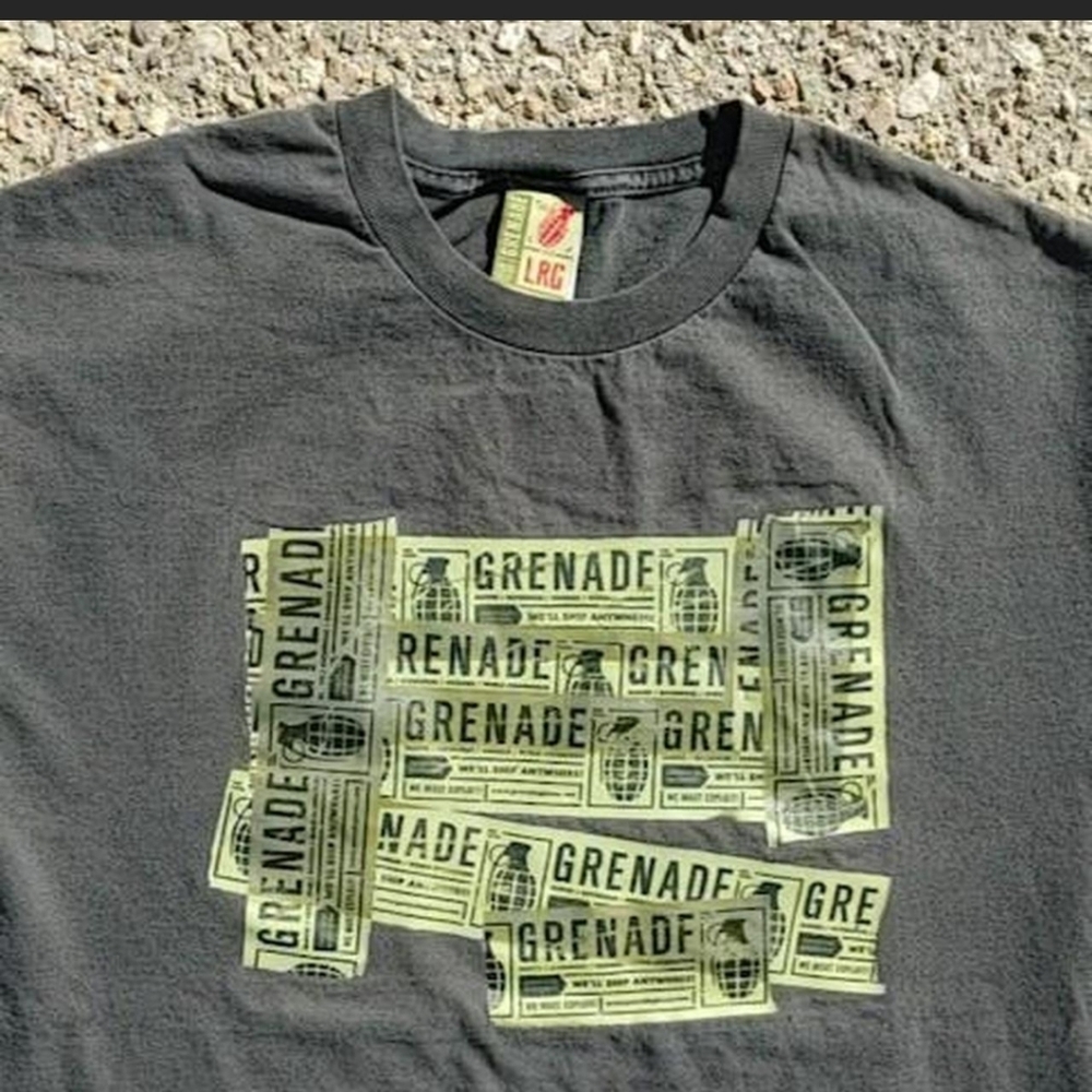 Vtg 90s LRG Grenades Graphic T-Shirt L Made in USA Skater Y2K Streetwear - Picture 2 of 8